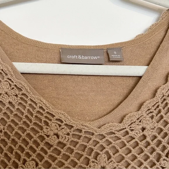 Croft & Barrow Tan Long Sleeve Lace Crochet Mesh Long Sleeve Brown floral Blouse - Picture 6 of 7